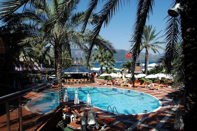 ELEGANCE İNTERNATİONAL  HOTEL MARMARiS