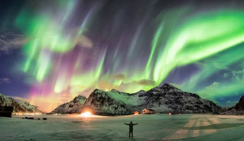 Kuzey Işıkları Turu Lapland – Murmansk – St. Petersburg – Moskova // Tüm Şehir Turları Dahil !!!