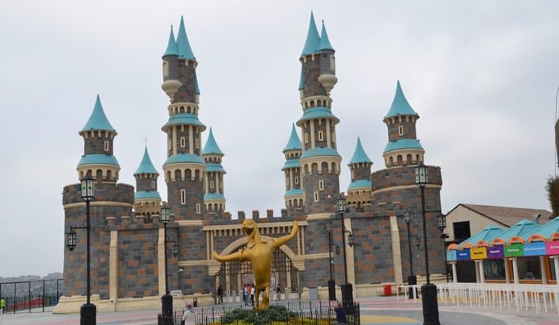 İsfanbul Tema Park ( Vialand ) Eğlence Merkezi Turu