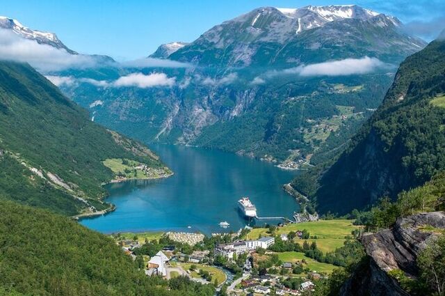 Dolu Dolu İskandinav Üçlüsü Turu Danimarka & Norveç & İsveç Rotası 