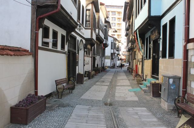 Kütahya Turu
